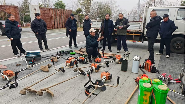 楚和園林開(kāi)展園林養(yǎng)護(hù)知識(shí)培訓(xùn)